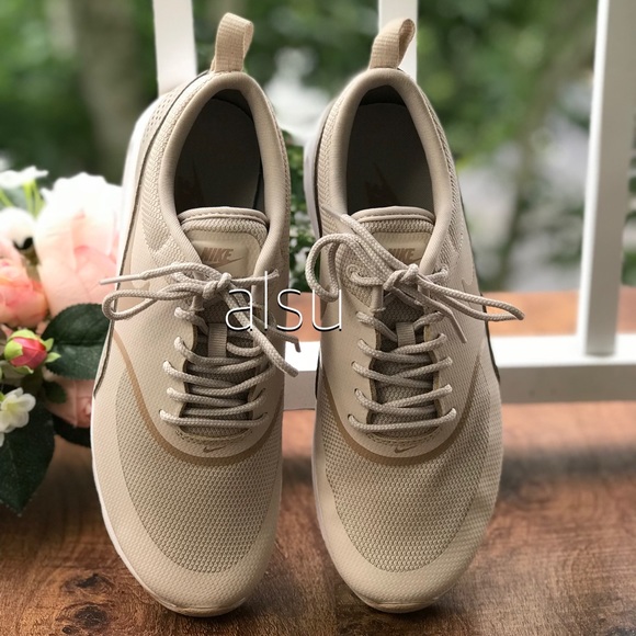 NWT Nike Air Max Thea PRM Milk Chocolate 🍫WMNS - Picture 4 of 8